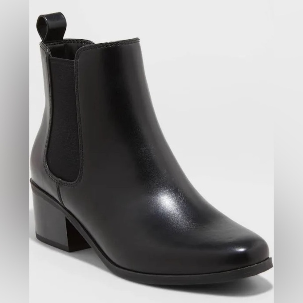 A New Day Ellie Chelsea Boots